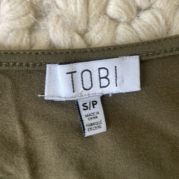 TOBI Deep V-Neck Long Sleeve Bodysuit in Olive Green - Size: S - Picture 5 of 5